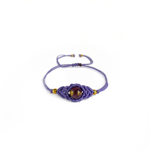 Handmade macrame bracelet with purple jade